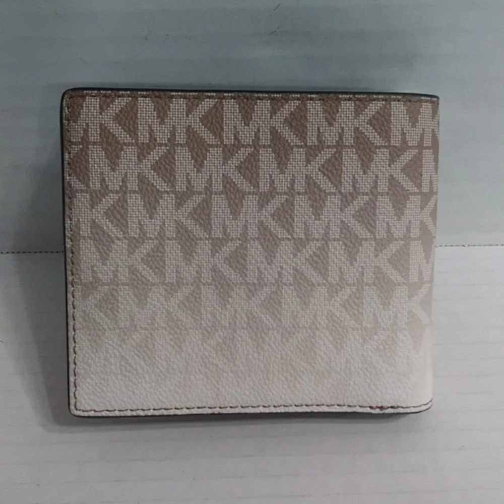 Michael Kors Men's Cooper Ombre Signature Logo Billfold Wallet *NWT*